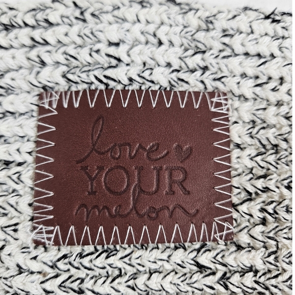 Bundle Of Winter Hats, Assorted Brands And Colors, 3 Adult/1 Child - Picture 11 of 12